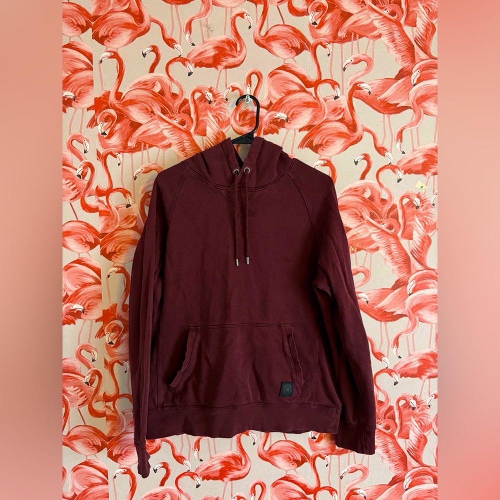 American Eagle Guys Medium Heavyweight Cotton Pullover Hoodie Burgundy